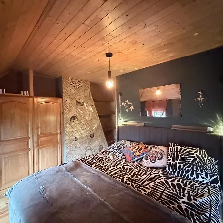 Holiday home Suite Home Crespin (Nord)