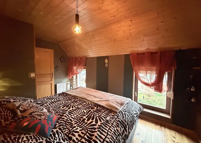 Holiday home Suite Home Crespin (Nord)